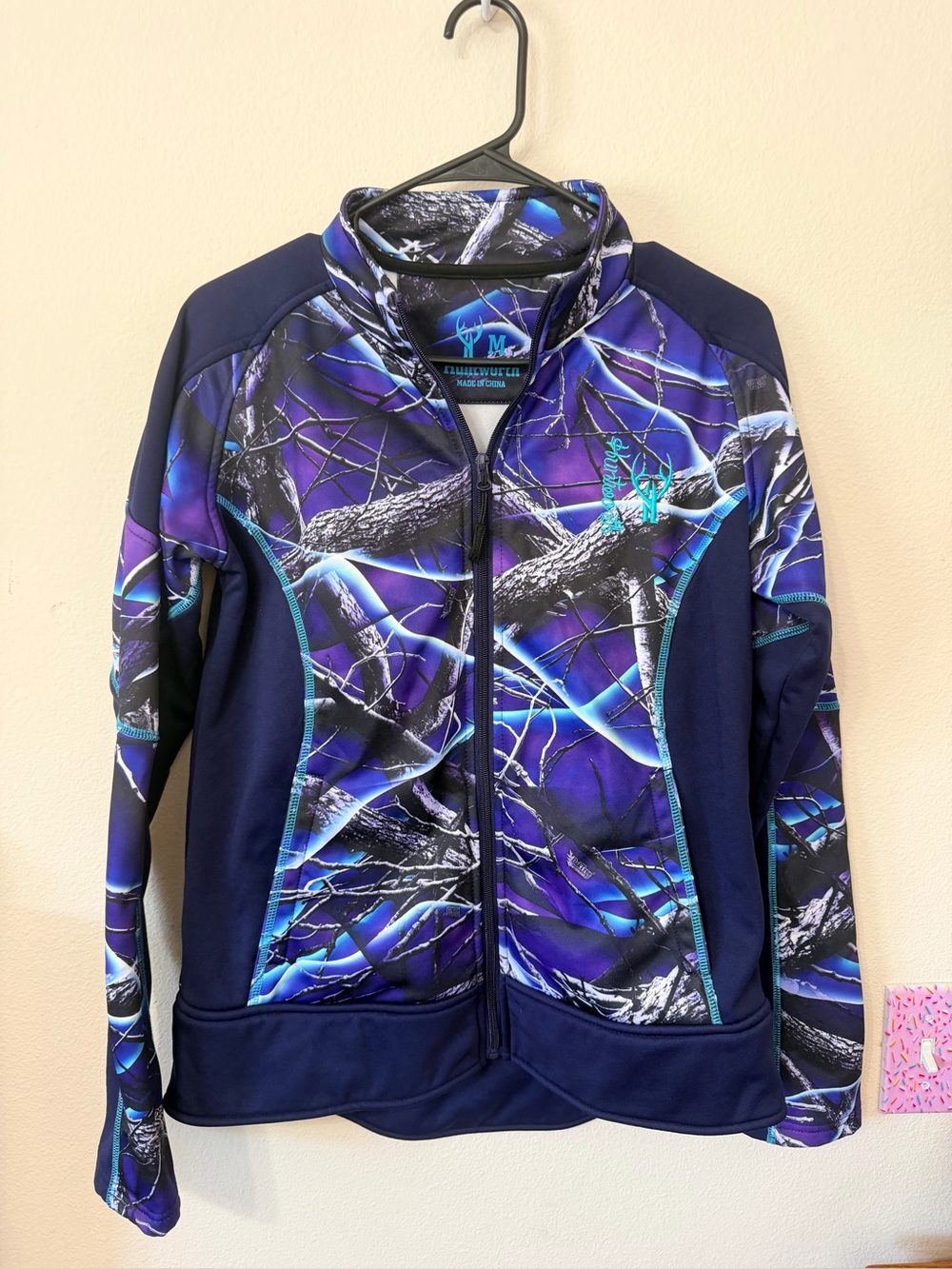 Huntsworth athletic jacket size M